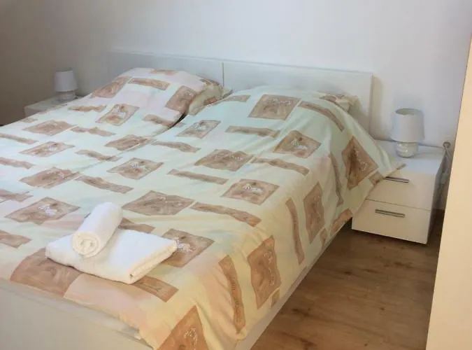 奥尔凯迪亚公寓酒店