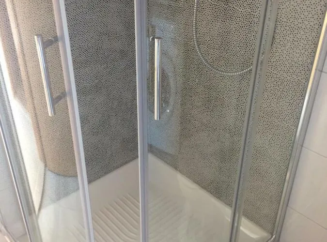 奥尔凯迪亚公寓酒店 *
